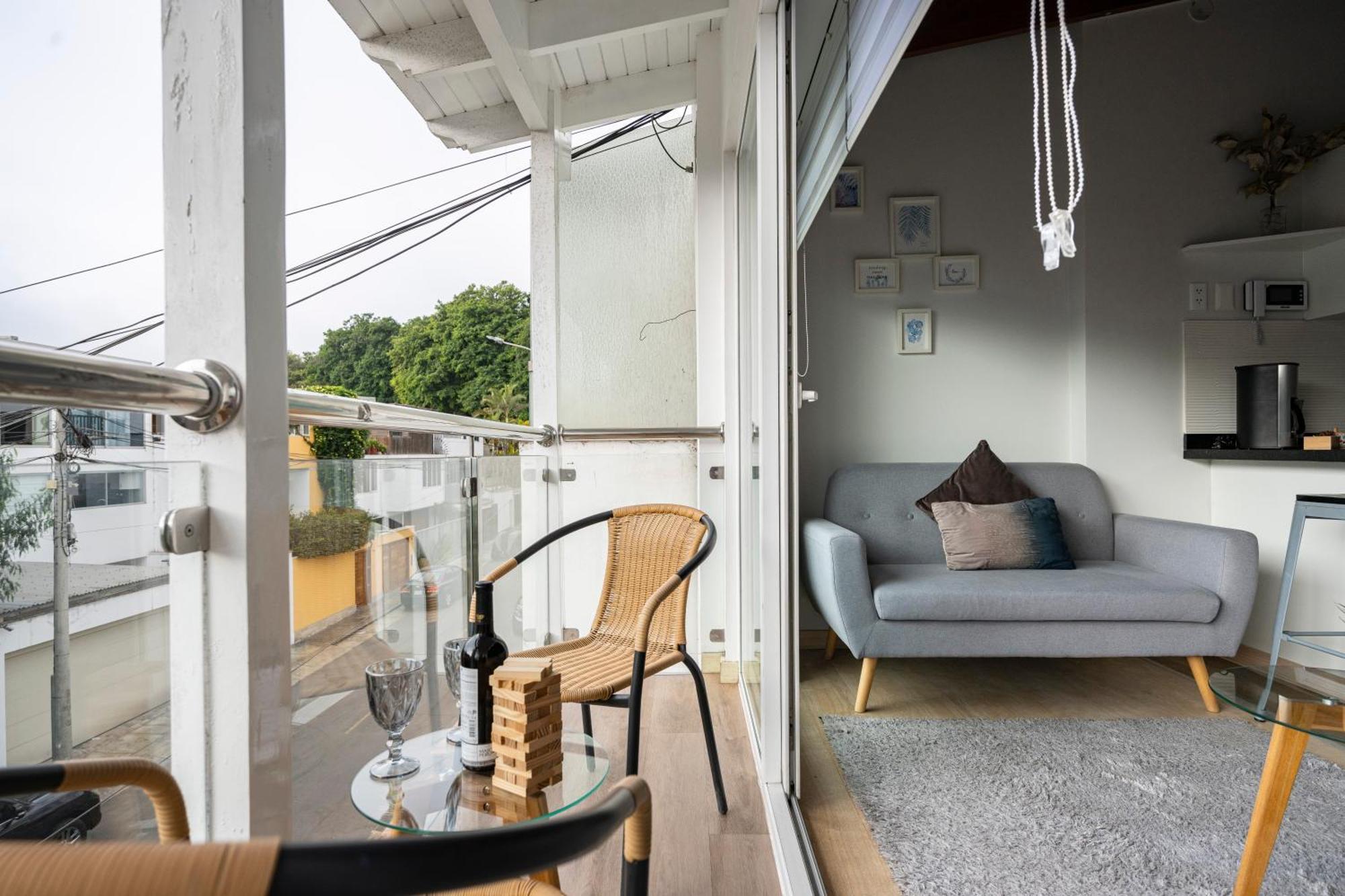 Private Residences By Vibrant Lima