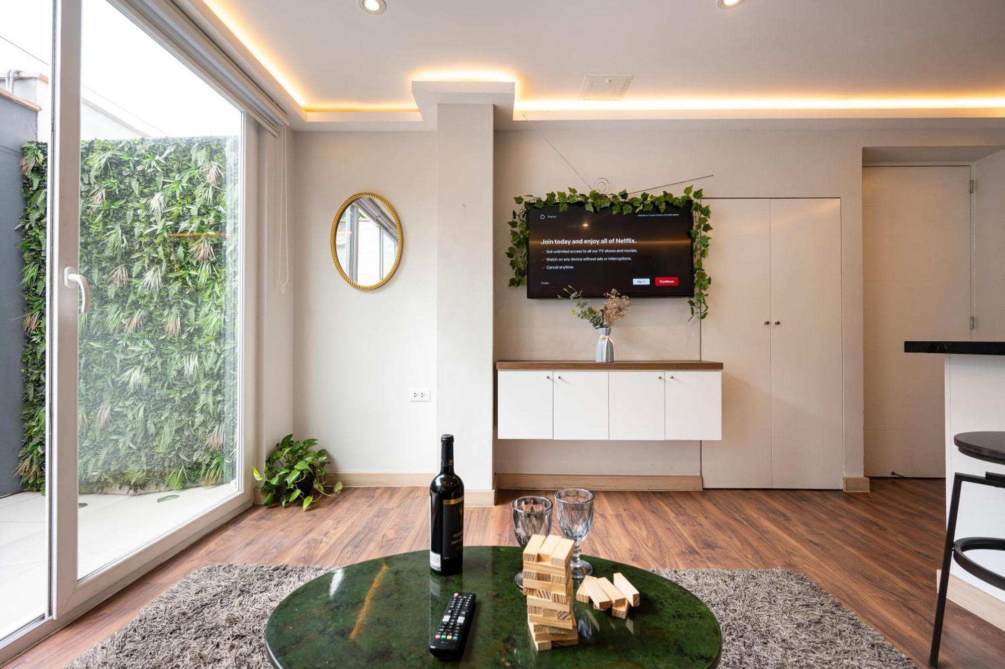 Apartment Private Residences By Vibrant